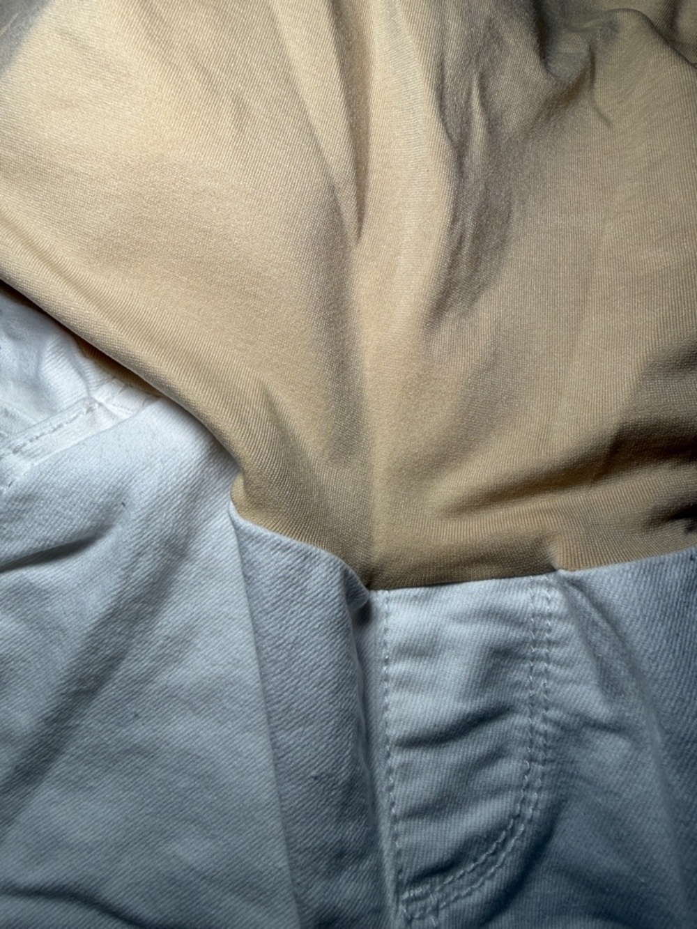 a:glow White Maternity Shorts Size 14 - Picture 5 of 5